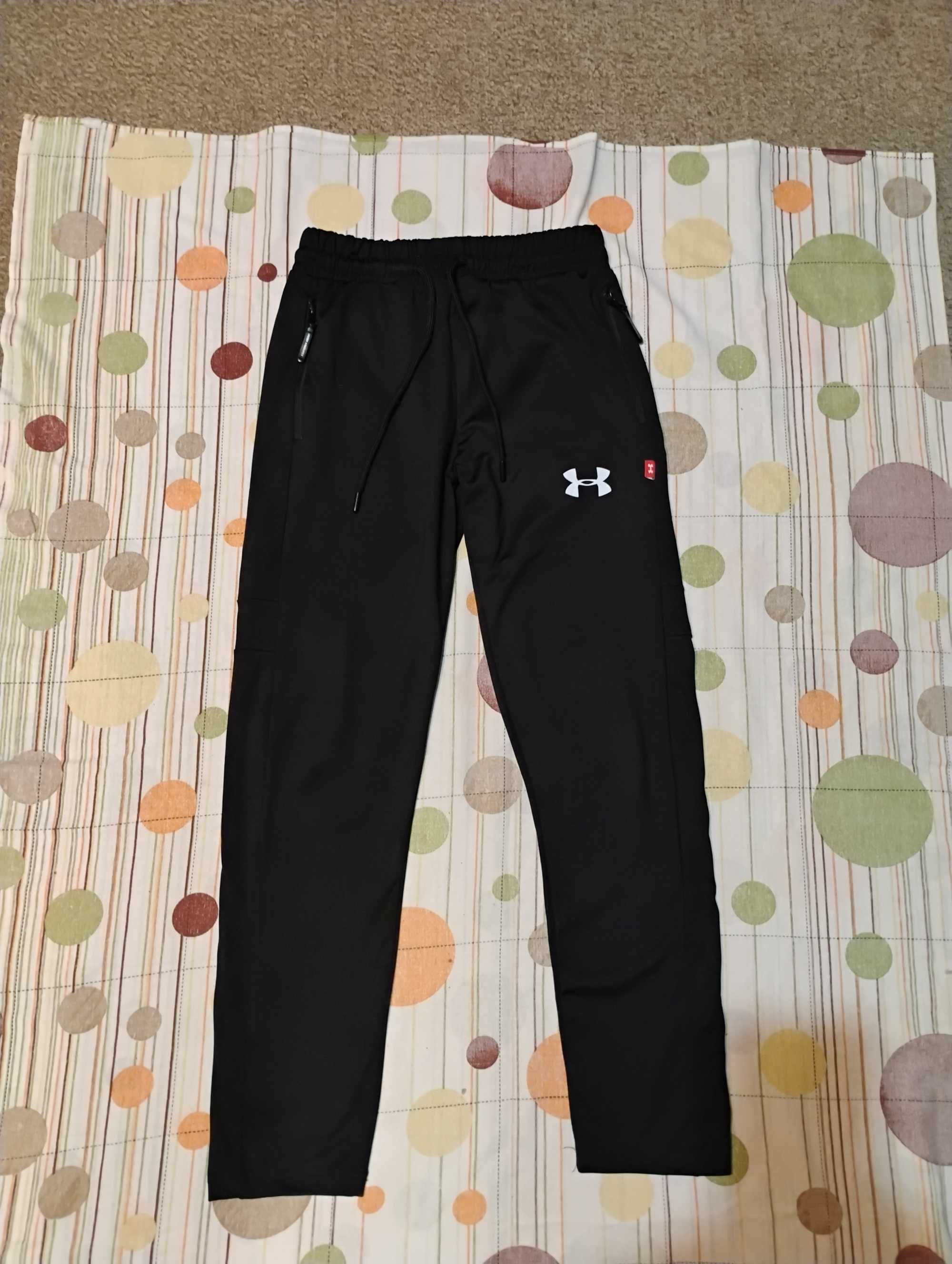 Дамски анцуг under armour   размер  S