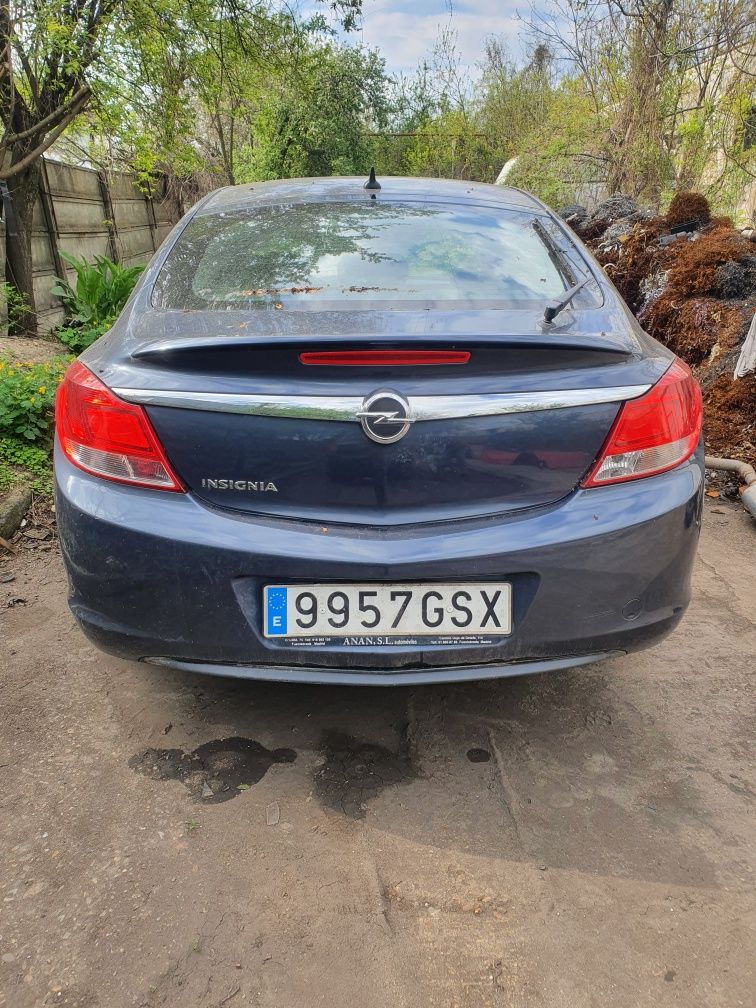 Dezmembrez Opel Insignia 1.8 benzina volan stanga