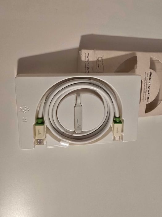 Cablu Mini DisplayPort la Mini DisplayPort - Moshi 99MO041101 - 180cm.