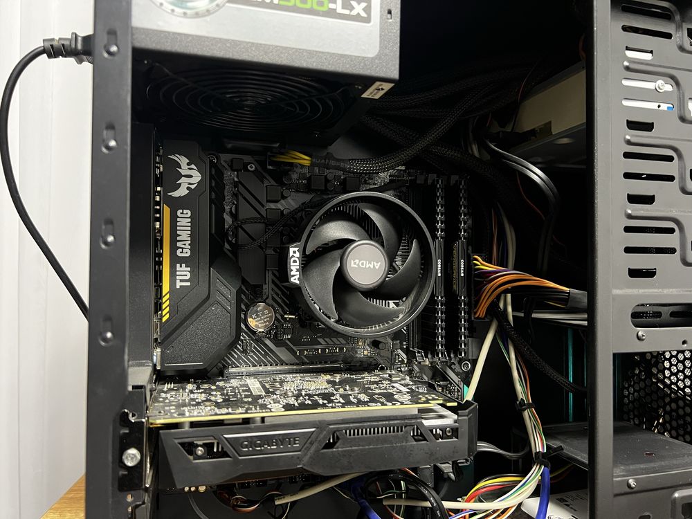 PC GAMING - Setup full ( Unitate&Monitor ) PRET FIX!