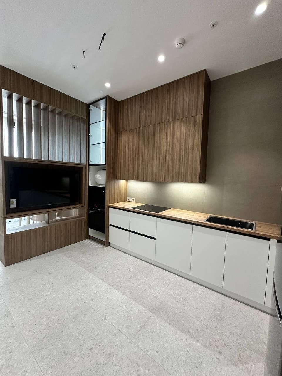 Kvartira продается 2/17/51 на ЖК Nest one