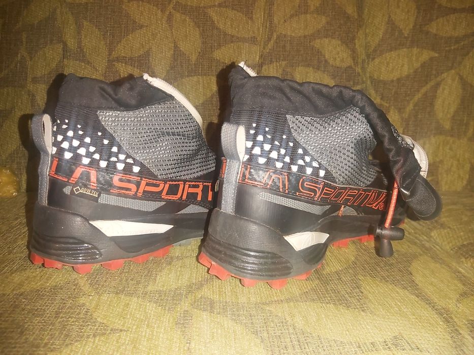 Дамски обувки за планинско бягане LA Sportiva GTX