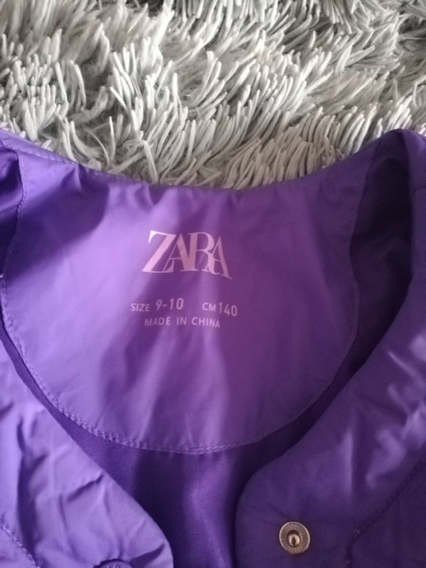 Преходно яке оверсайз на Zara