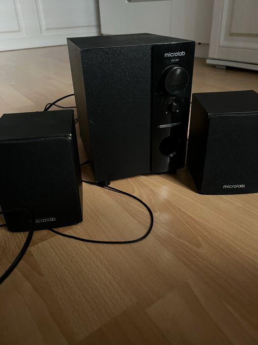 Продам колонки Microlab