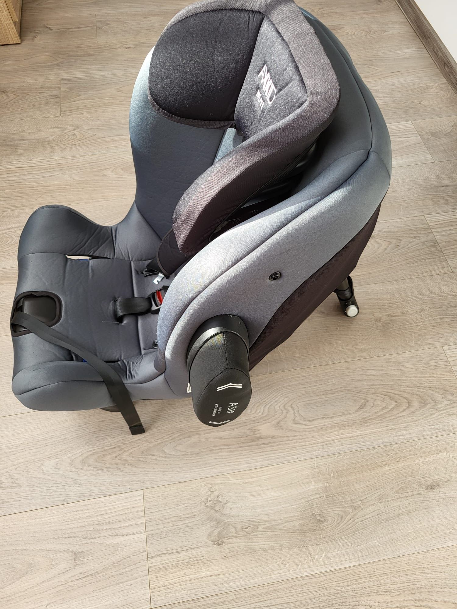 Scaun auto testat Adac Axkid Move rear facing