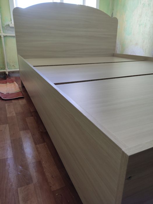 Продам кровать в хорошем состоянии