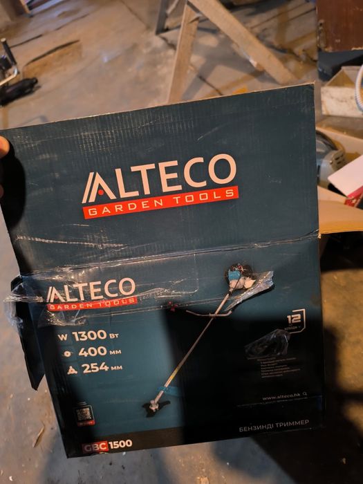 Продам срочно бензиновый триммер