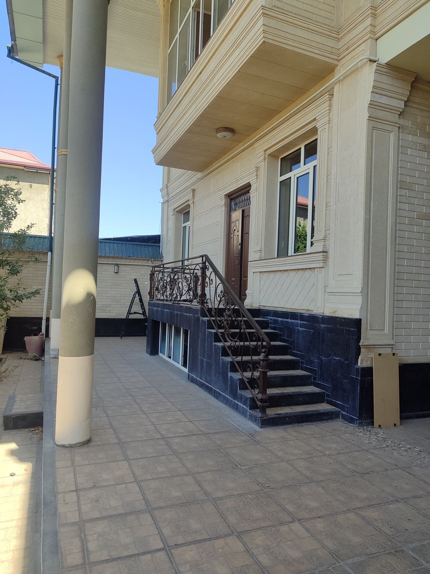 Яккасарайский район Продаётся срочно готовый дом 4,8 соток