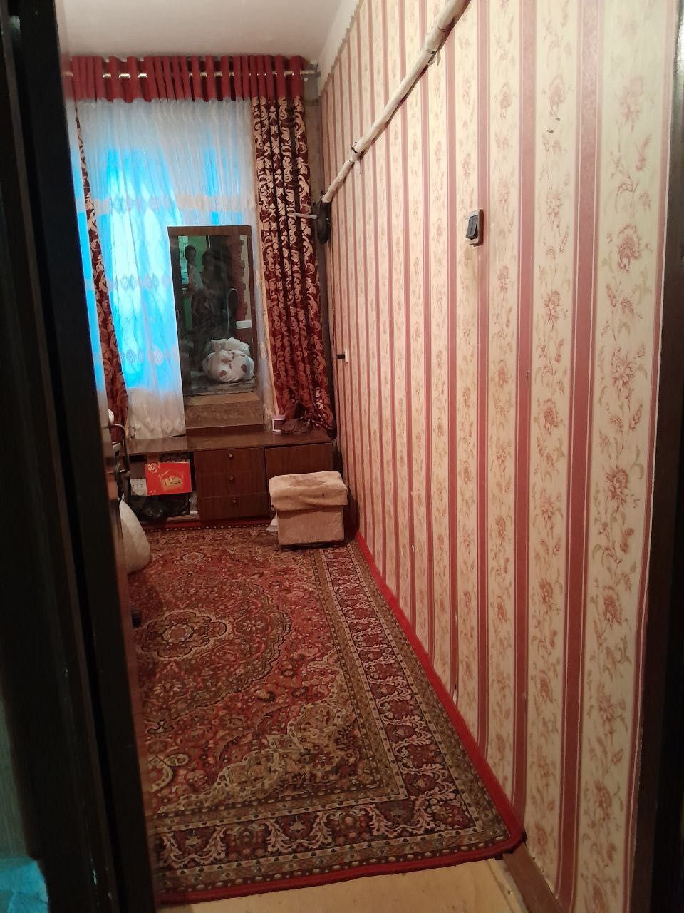 Uy sotiladi Bekobod shaharda