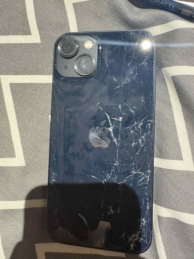 Iphone 13 със забележки !