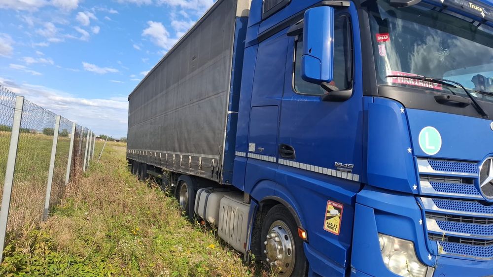 Mercedes Actros mp4 și Remorcă Schmidt