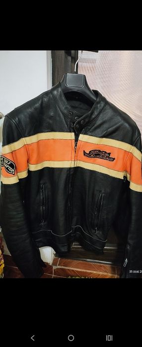 Vând geacă piele motocicletă protecții coate se prezintă ok