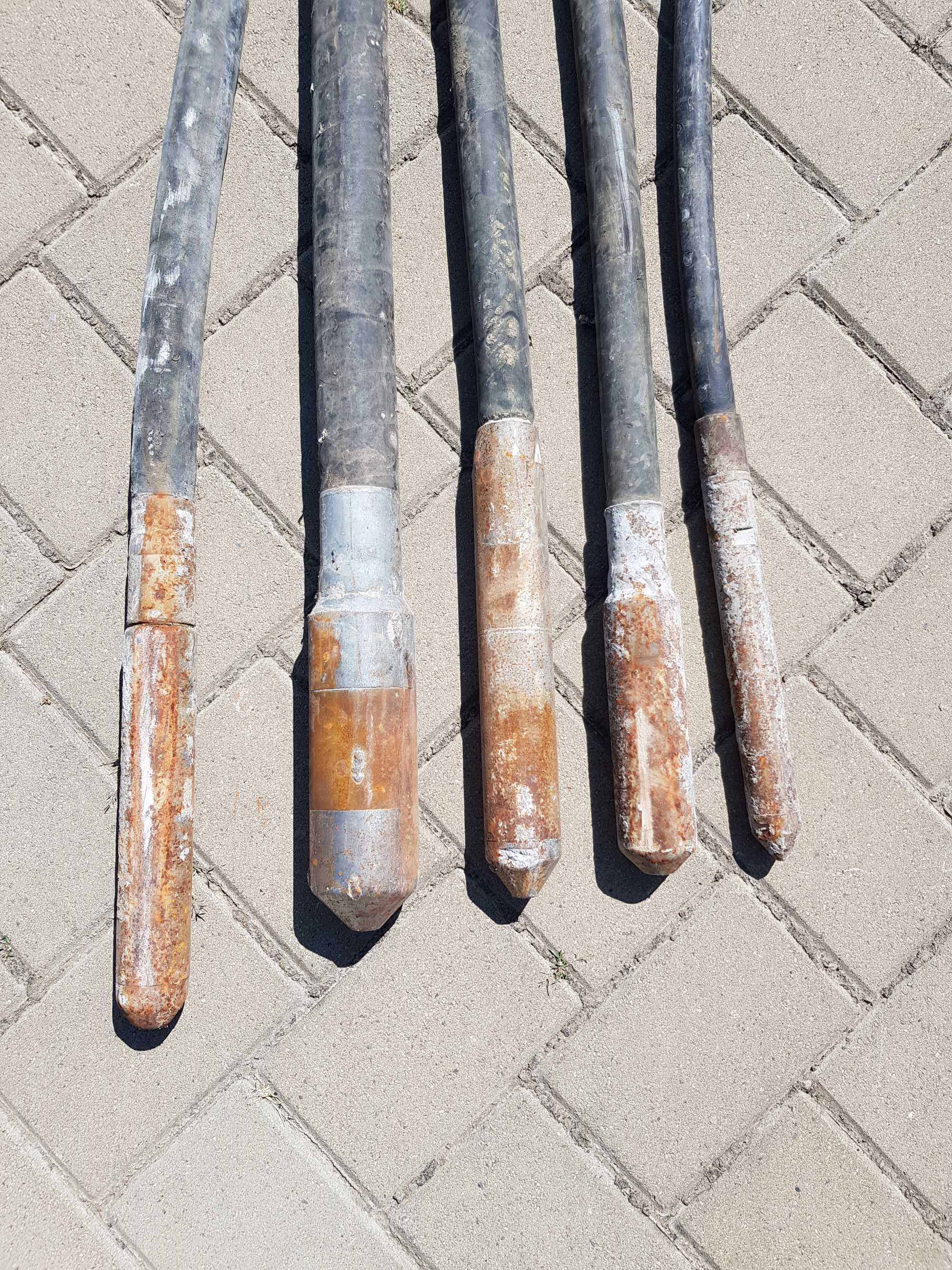 Vibrator beton pneumatic