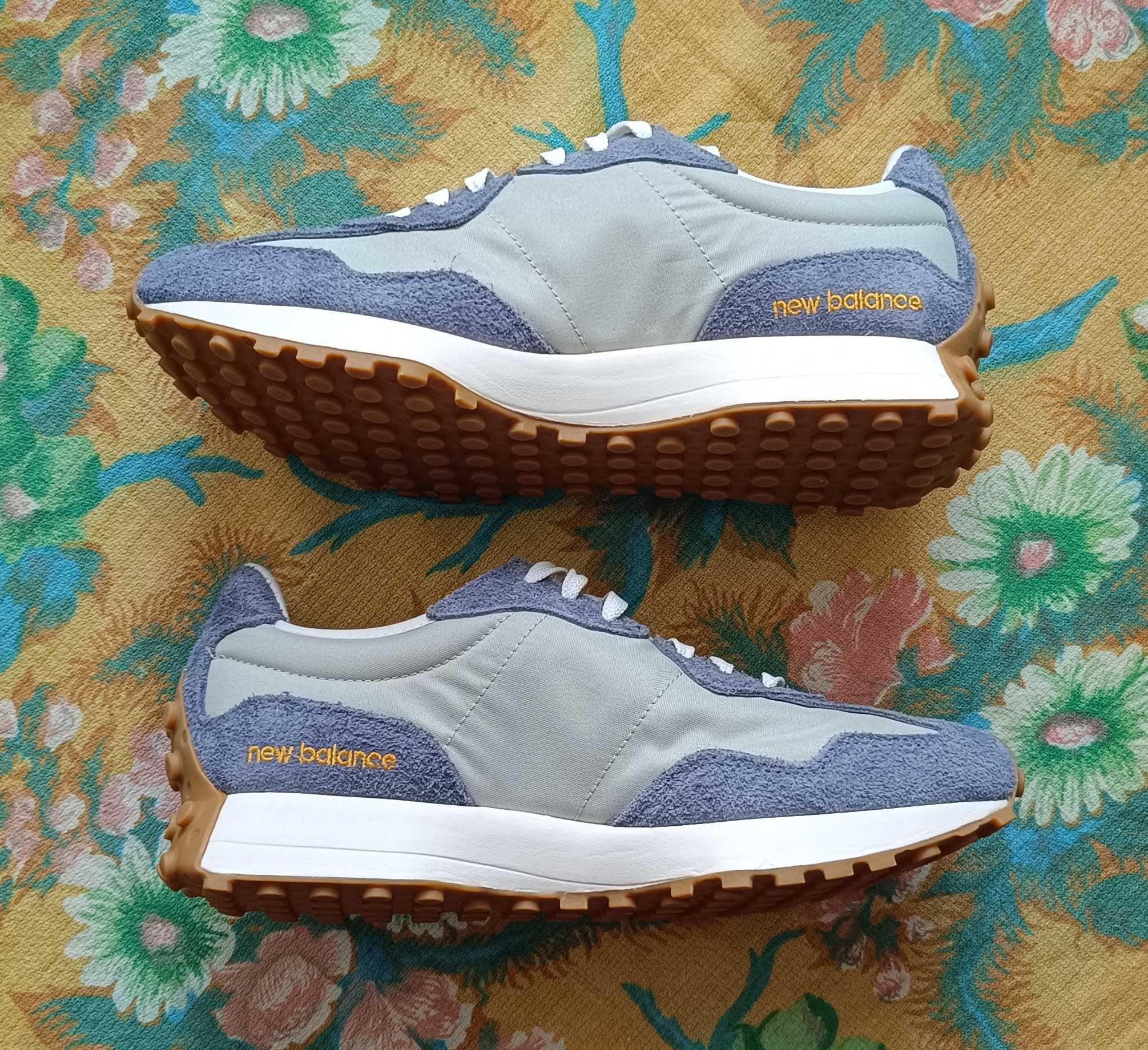Маратонки NEW BALANCE 327. Размери 44 1/2 сини и 43 червени. Нови.