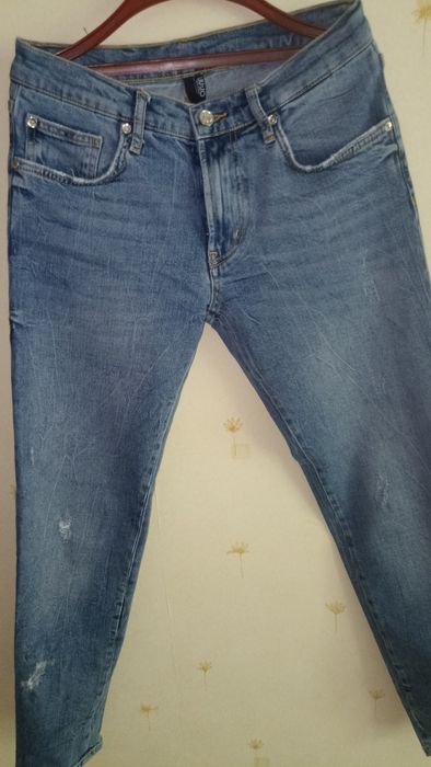 Джинсы,футболка черные женские