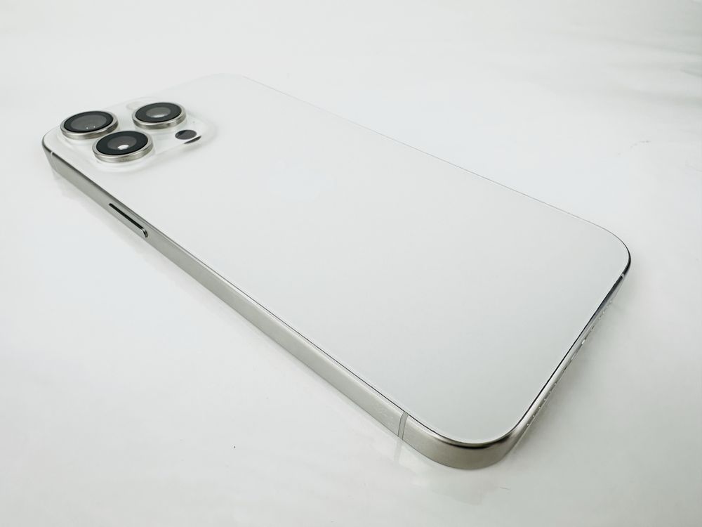 НОВ! Apple iPhone 15 Pro Max 512GB White Titanium Гаранция!
