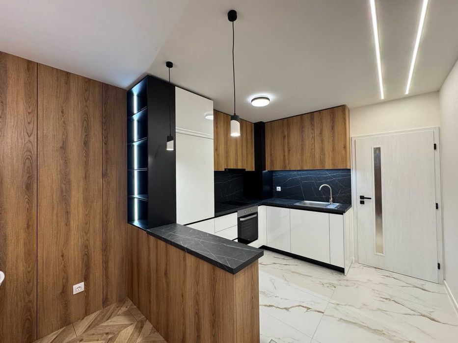 От собственик! Нов тристаен луксозен в Смирненски- първи наемател