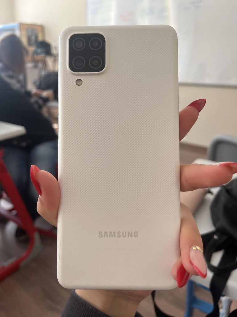 Samsung galaxy A12