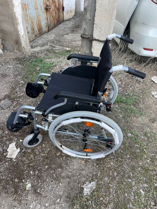 Коляска инвалидная