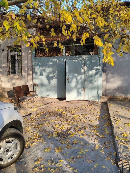 Продаеться дом под снос (бараки)