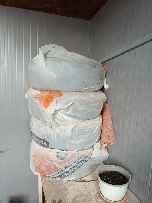 Vînd 4 cauciucuri vară sau schimb  pe        2 buc.185._195  /R 14 C