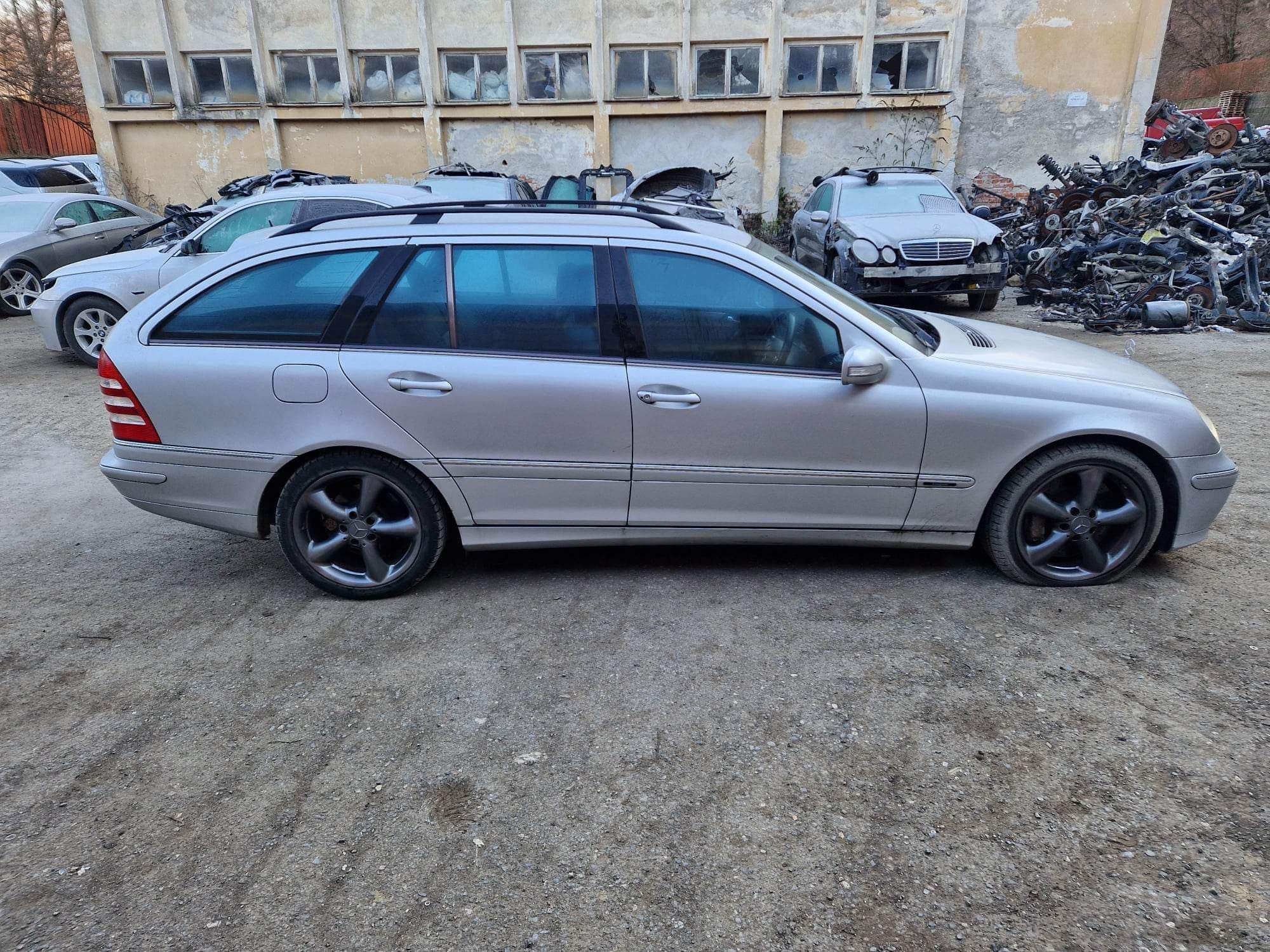 Mercedes W203 C320CDI 224кс Face ксенон автоматик комби НА ЧАСТИ!