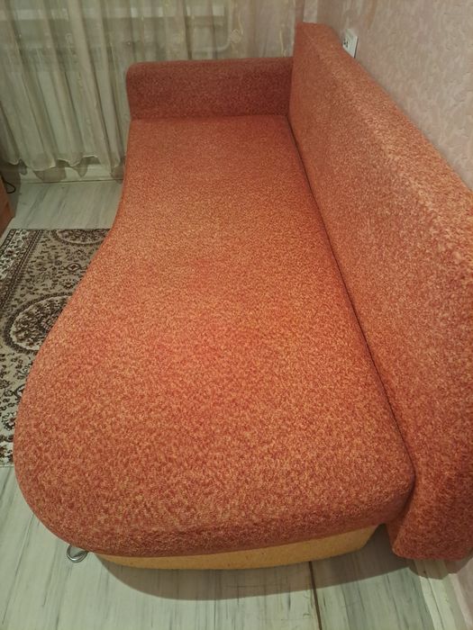 Продам софу в хорошем состоянии