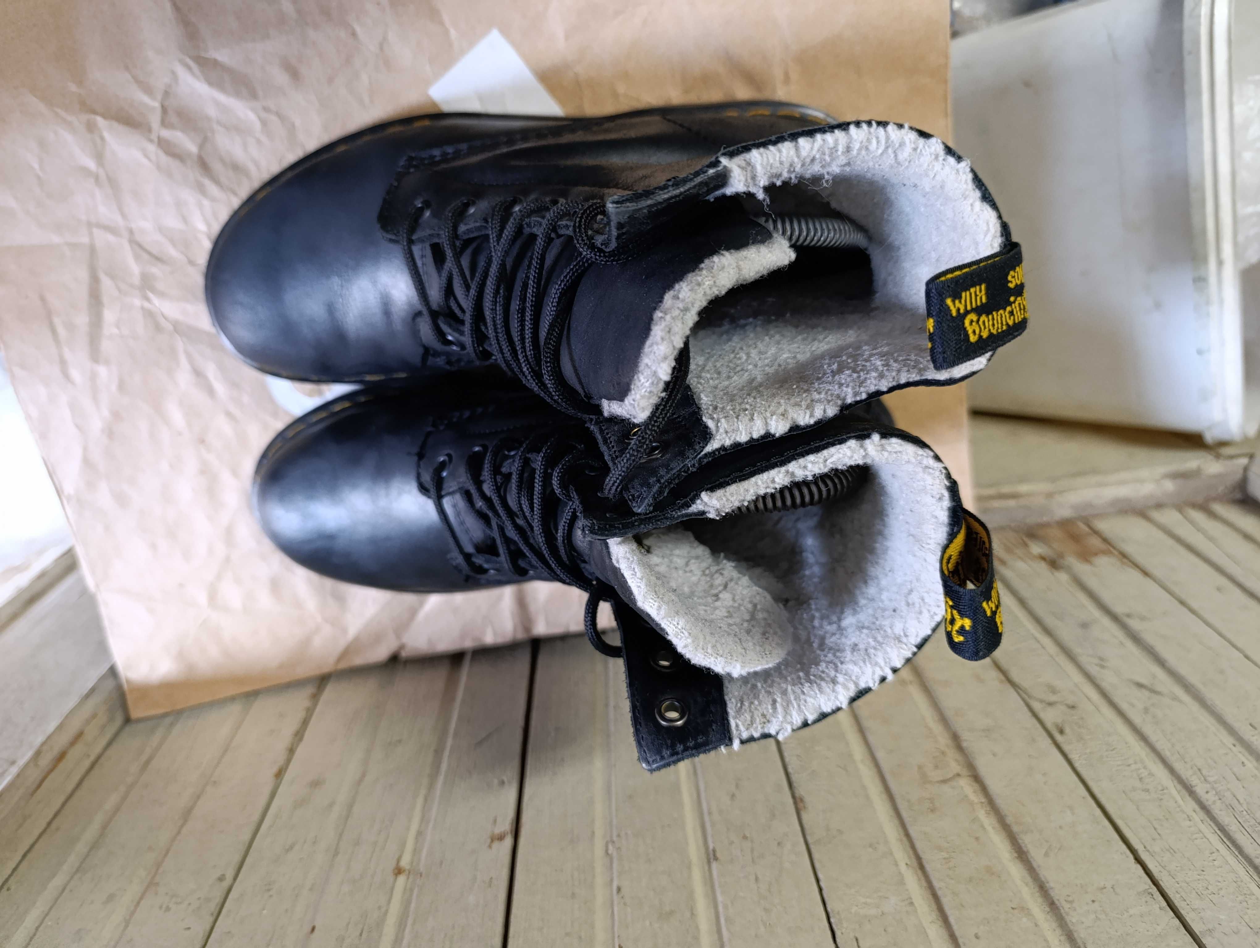 ''Dr. Martens Serena''оригинални дамски зимни боти 39 номер