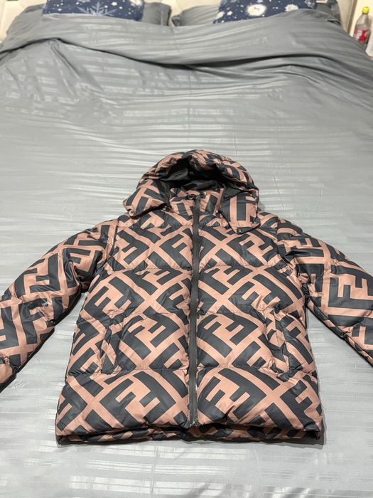 Geaca Fendi marimea M