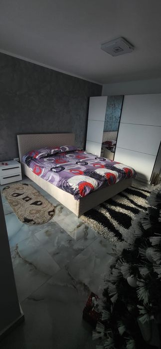 Apartament de vânzare două camere confort 1  str 1 decembrie,gaze