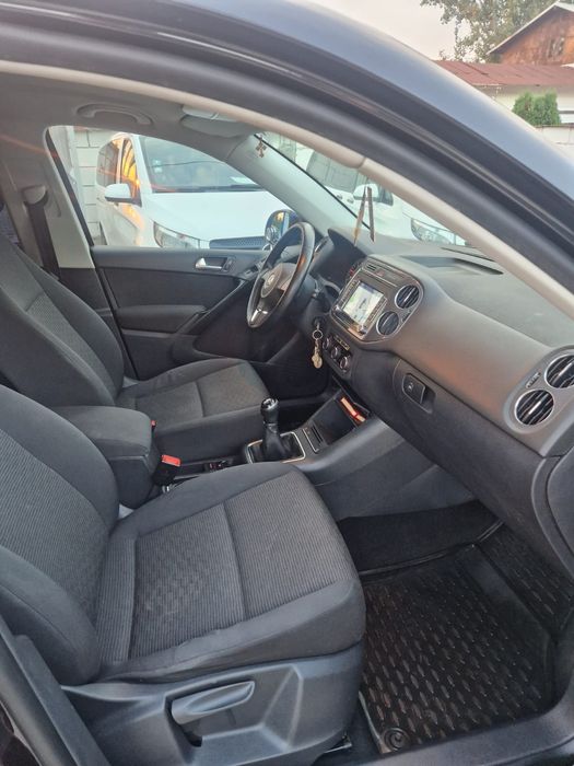 VW Tiguan 2012 198000 km 2.0 

TELEFON ０７５１３７５０９２

- An 2010