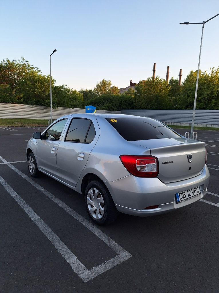 Dacia Logan 2017 - model Laureate 175000 km