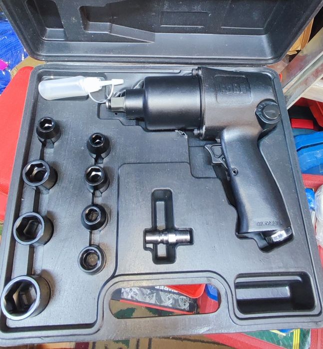 Гайковерт пневмотический 550 N/m,квадрат 1/2.