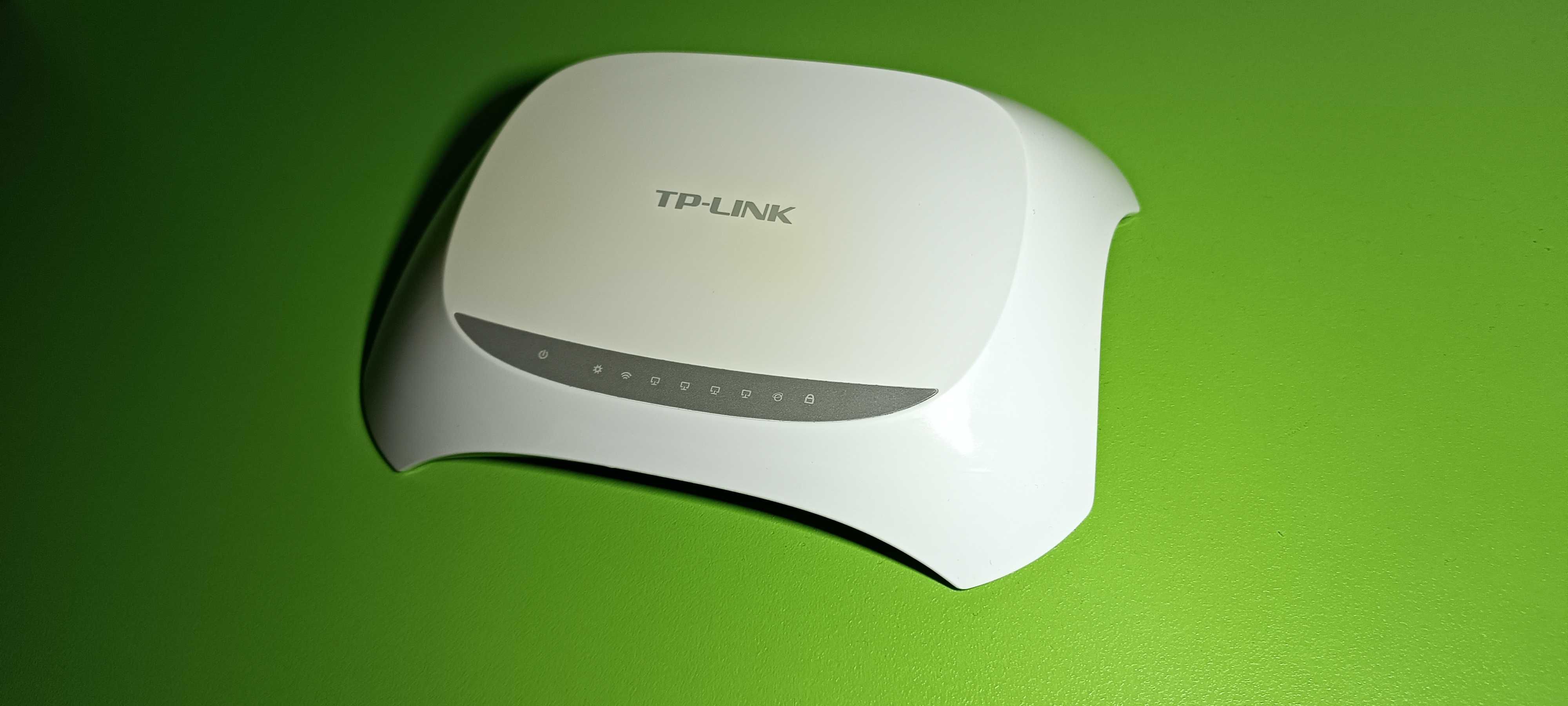 Безжичен рутер TP-Link TL-WR840N 300Mbps, 2 вътрешни антени, Бял