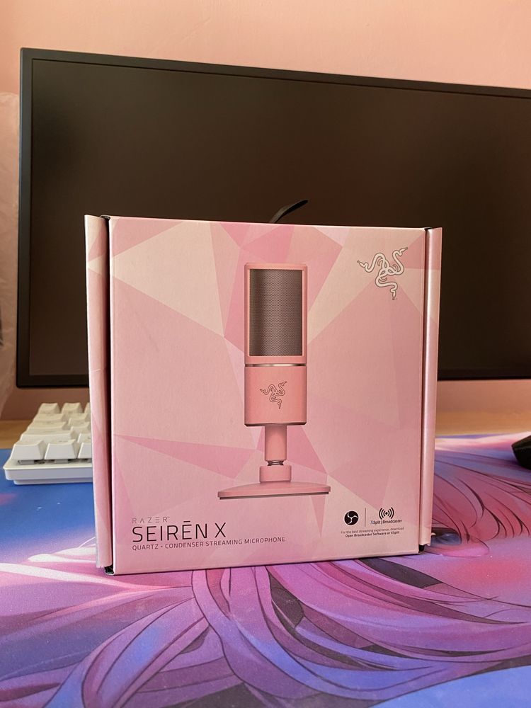 Микрофон Razer Seiren X pink
