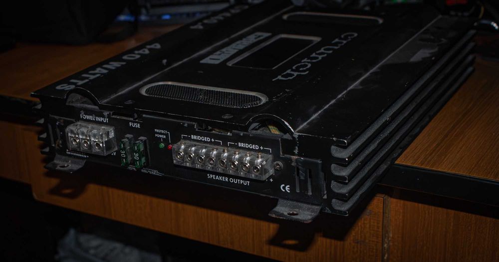 Amplificator 4 canale