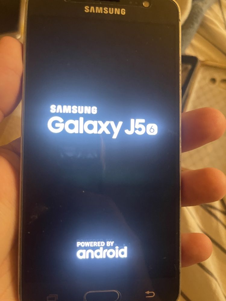 Samsuns Galaxy j5 10FN folie ecran ca nou