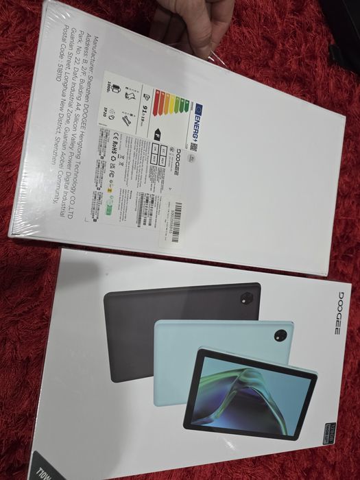 -Doogee T10W, Nou, 128Gb, 4Ram+12 extins, Negru, Tastatura, Mouse, Pen