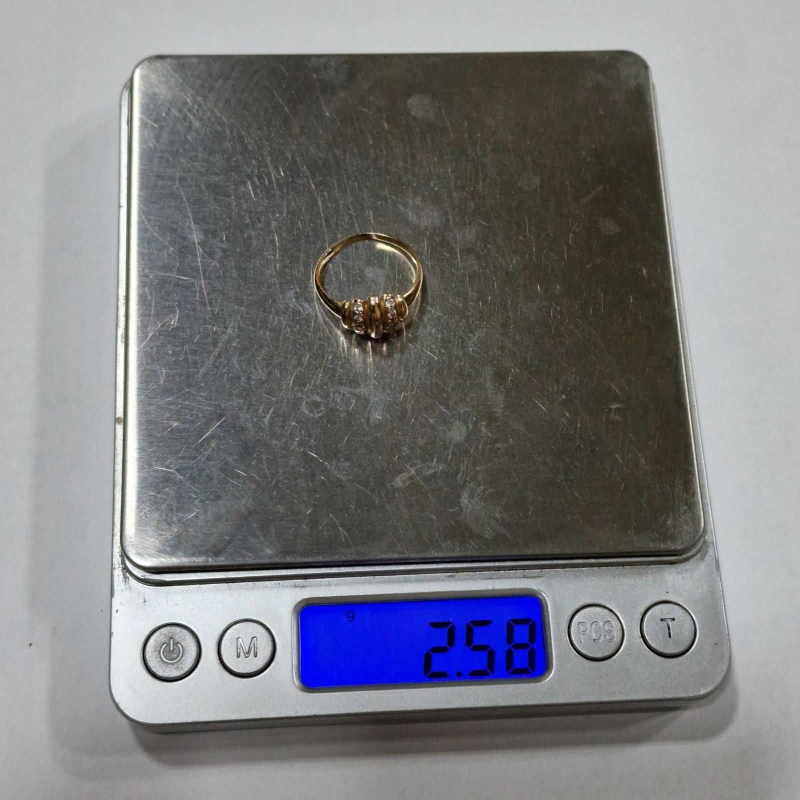 Дамски златен пръстен 14К / 2,58 гр.