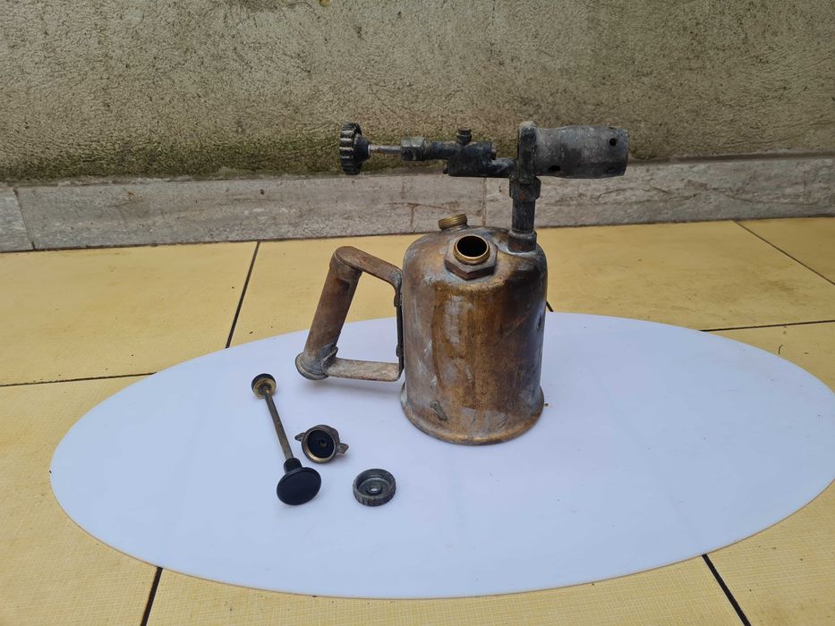 Огнехвъргачка за прасета