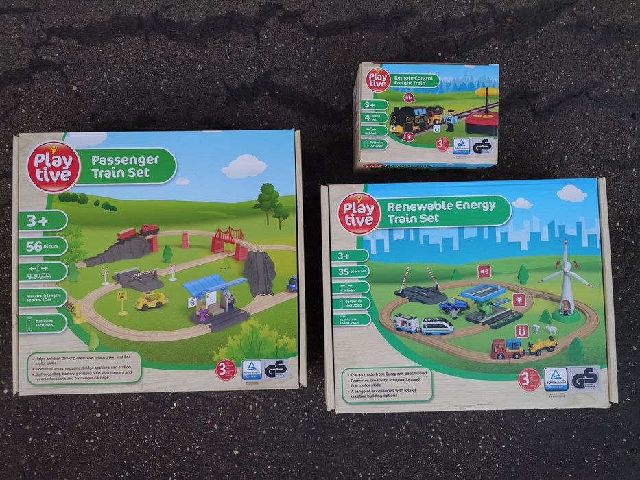 Seturi tren electric pe sine lemn Playtive