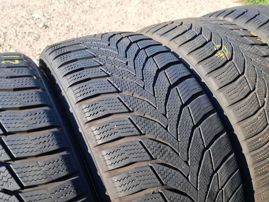 SET 2 Anvelope Iarna 225/45 R17 NEXEN Winguard Sport 2 94V