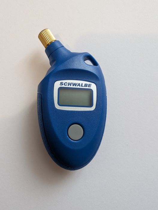 Schwalbe Airmax Pro – Manometru digital presiune roți (Nou, în cutie)