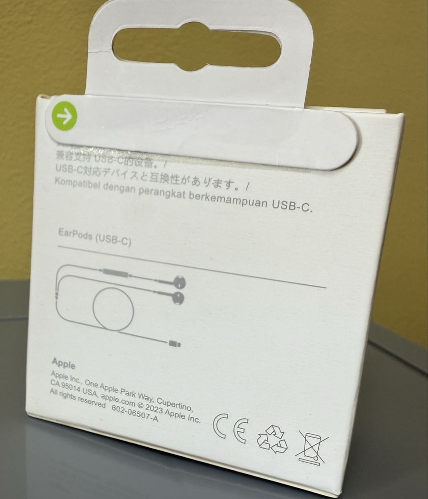 Слушалки Apple EarPods с USB-C кабел ОРИГИНАЛНИ за iphone 16 pro