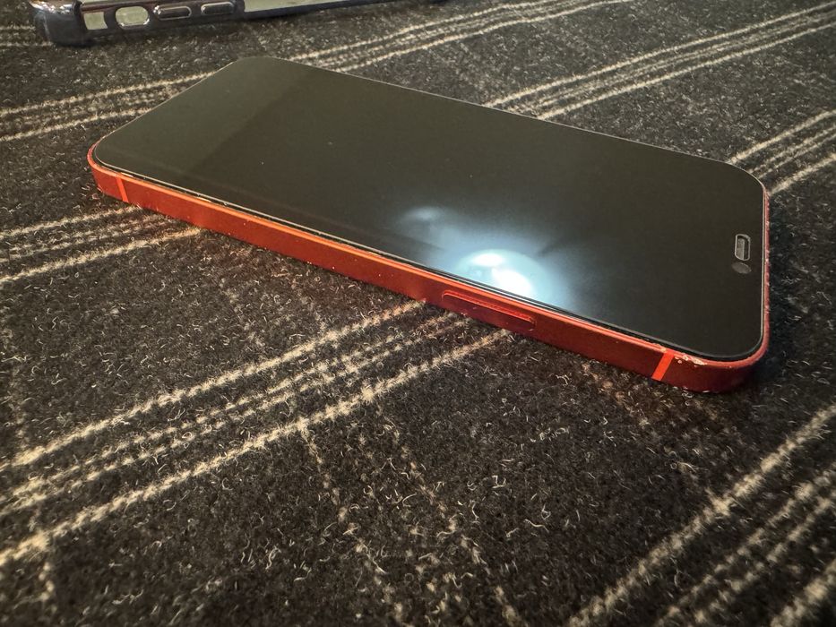 iPhone 12  мервен