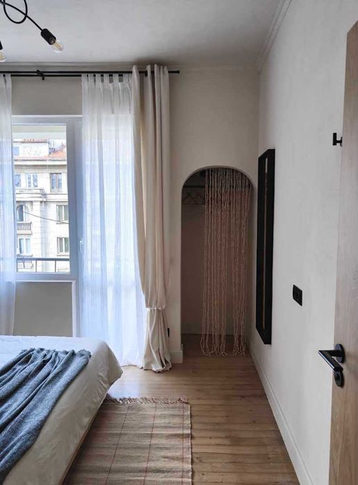 Дава се под наем Двустаен апартамент в София, Център - 65 кв.м за 650 € - Снимка #16