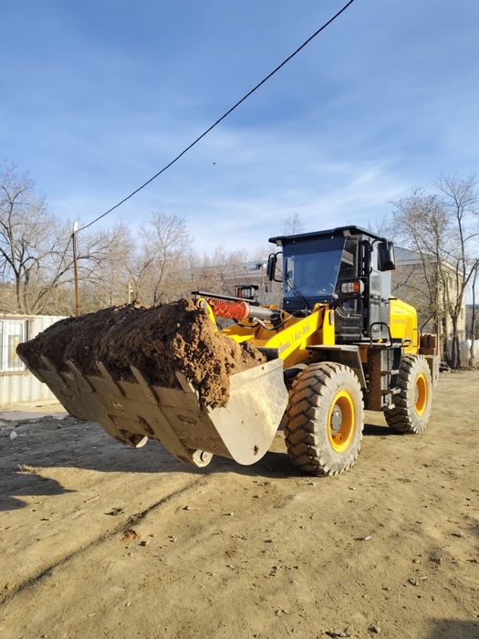 Погрузчик фронтальный 2 м 3