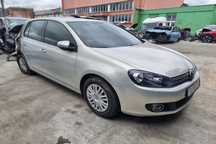 Dezmembrez  VW Golf 6, an 2009, motor 1.6 benzina 102cp cod motor BSE,  dezmembrari piese cutie