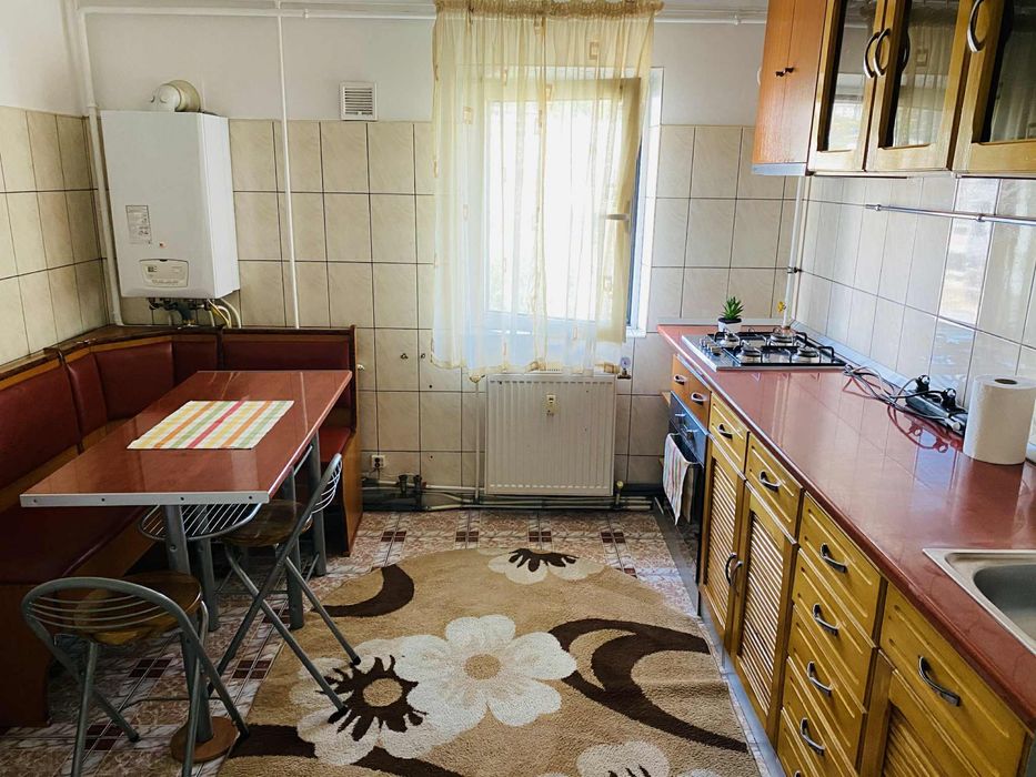 Vand apartament 2 camere