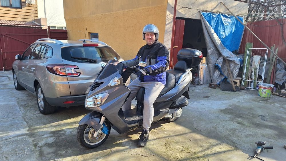 Scuter 125cc daelim s2 fi